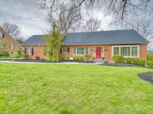 233 Watch Hill Rd, Fort Mitchell, KY 41011