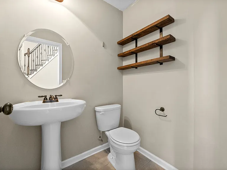 358 Wingfield Dr — Photo 18