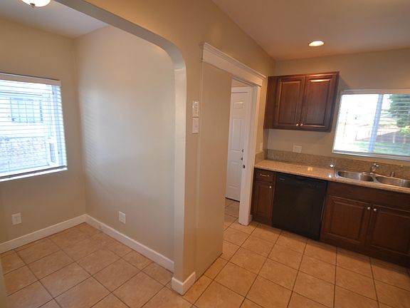 3rd image of 1232 W 73rd St
