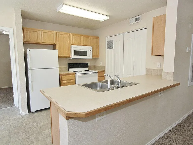11840 W Cloverbrook Ln #101 — Photo 7