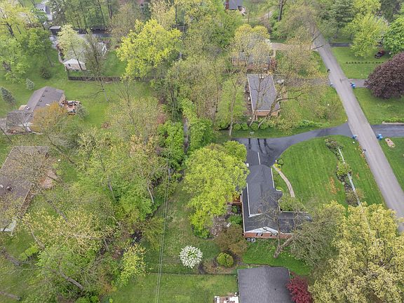 4th image of 8510 N Park Ave