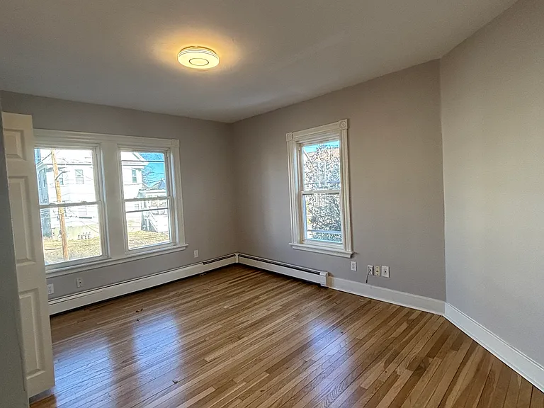 713 Metropolitan Ave #2 — Photo 9