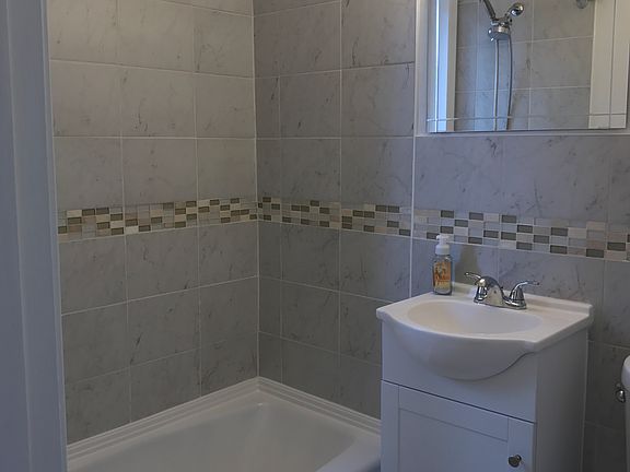2nd image of 10402 Montrose Ave #10402