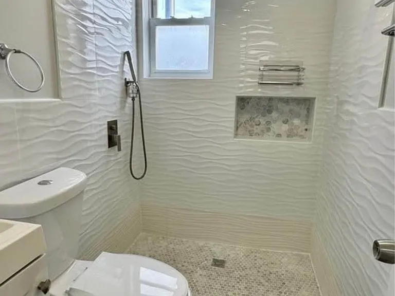 115-20 158th St #2 — Photo 3