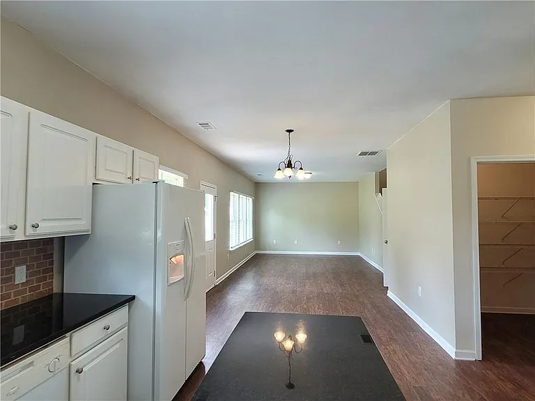 6010 Stonebrook Ln — Photo 16
