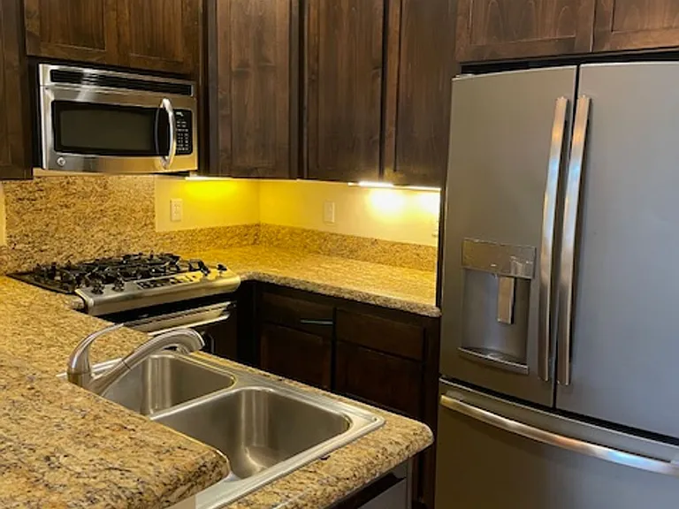 Ridgestone Villas - 870 Mission Sierra — Photo 41