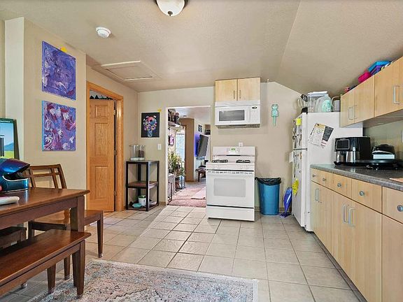 3rd image of 1227 Porlier St #2