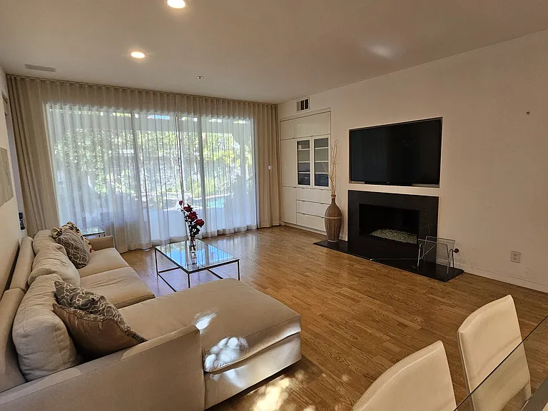 7317 Dunbarton Ave — Photo 11
