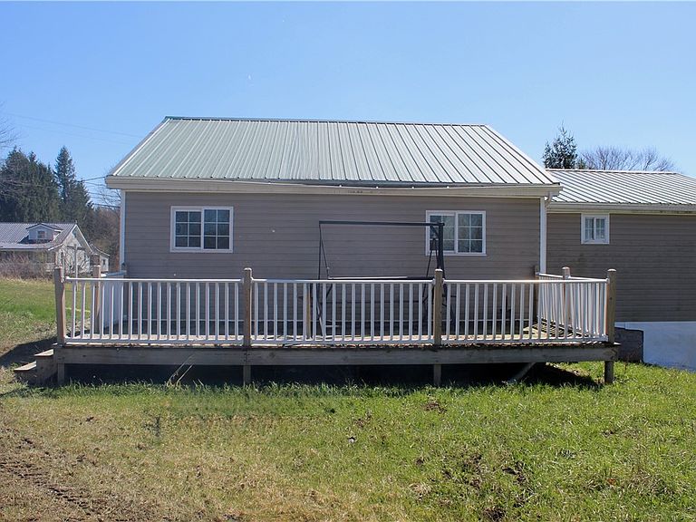 Listing photo 5