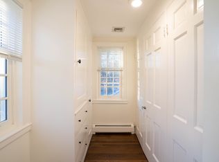 40 Puddingstone Ln, Newton, MA 02459