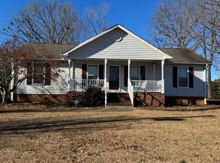 713 Hunts Bridge Rd, Greenville, SC 29617