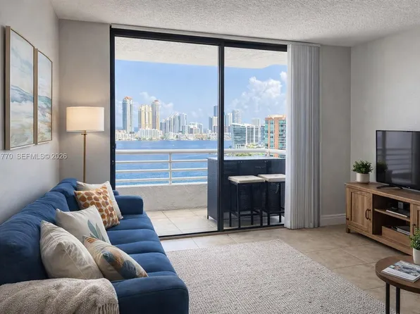 3300 NE 192nd St Ph 16, Aventura, FL 33180