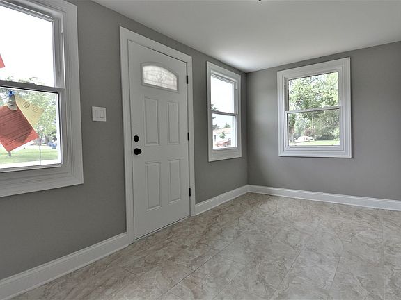 5th image of 201 Whitehall Ave