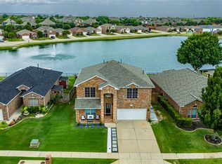 12821 Parkersburg Dr, Fort Worth, TX 76244