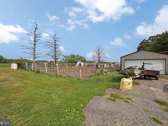 5th image of 54 Three Bridge Rd