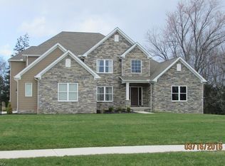 6365 Mackenzie Dr, Independence, OH 44131