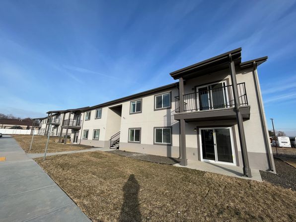 613 Amber St #101-102-202