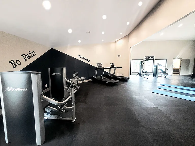 Legacy on Lynnfield - NEWLY UPGRADED — Photo 20