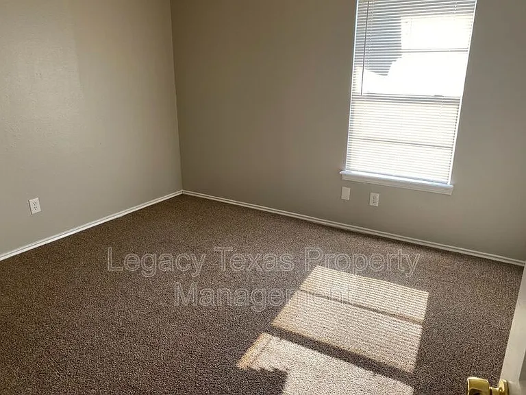 1608 Sun Valley Dr #C — Photo 9