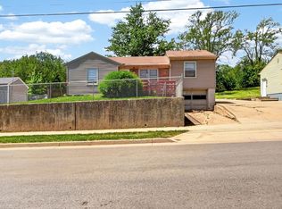 3022 S Union St, Des Moines, IA 50315