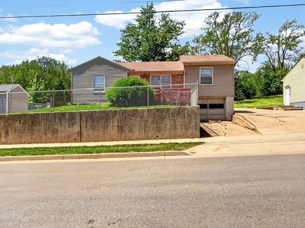 3022 S Union St, Des Moines, IA 50315