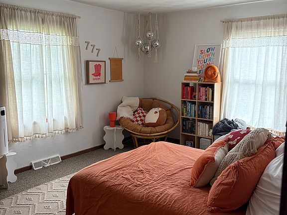 2nd image of 2015 Greenwood Dr #2