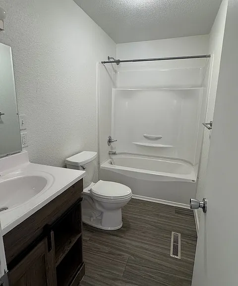 302 13th Ave #3A — Photo 2