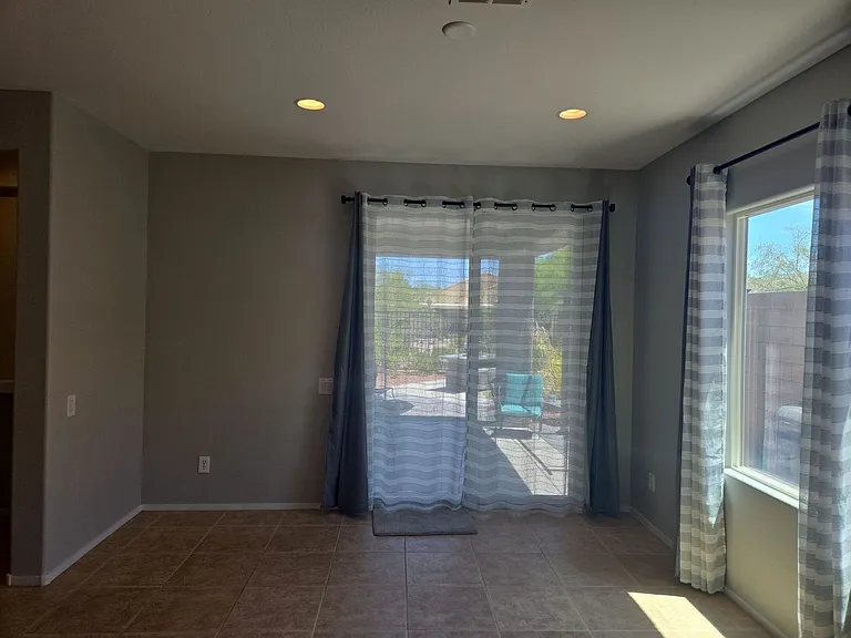 2774 Alnwick Ct — Photo 3