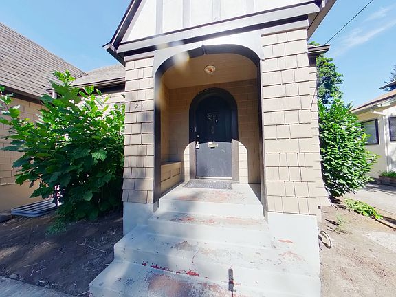3rd image of 210-214 NW 11th St #Fa65cda29