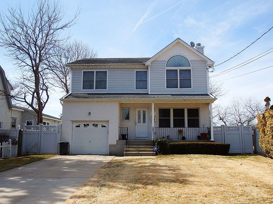 1st image of 31 Weberfield Ave