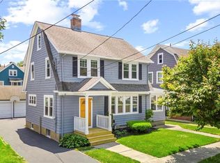 81 Arcadia Ave, Bridgeport, CT 06604