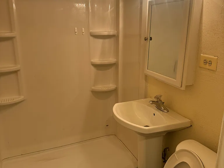 4255 N Kedzie Ave #1N — Photo 1