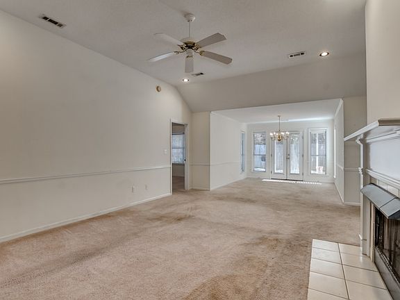 3rd image of 4654 Ashley Hill Cir