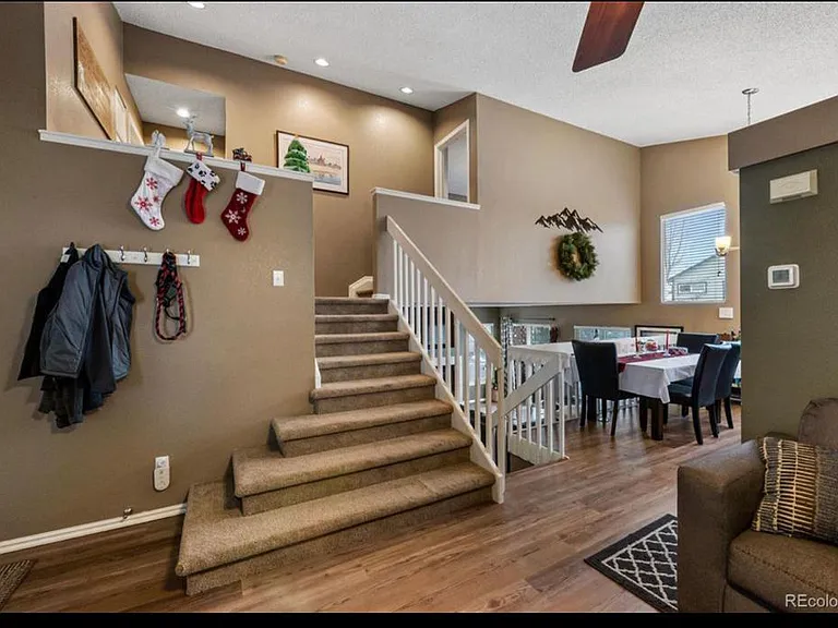 8705 Katherine Ct — Photo 8