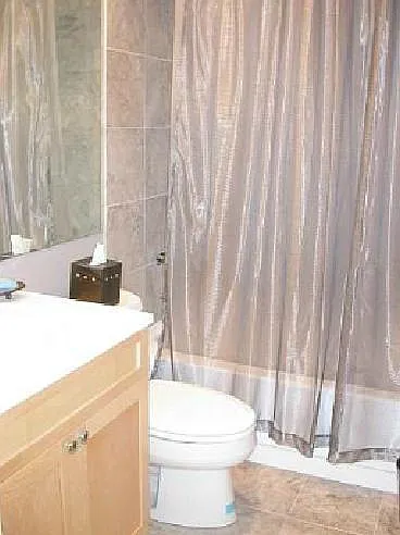 6102 N Sheridan Rd #204 — Photo 10