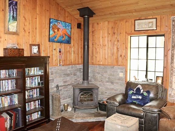5th image of 25240 Wrightwood Dr