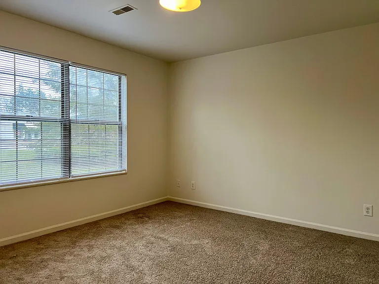 8633 Macomb St #3 — Photo 8