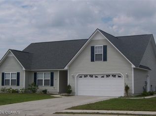 915 Gum Br, Havelock, NC 28532