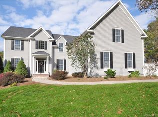 6 Towpath Ln, Granby, CT 06035