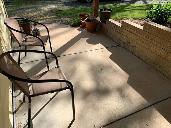 Porch seating area