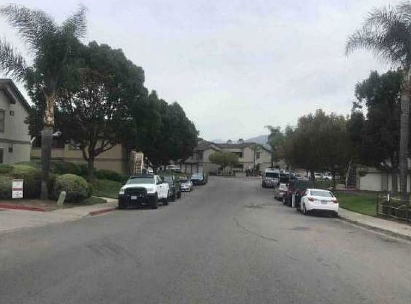Exterior Neighborhood (street photo)