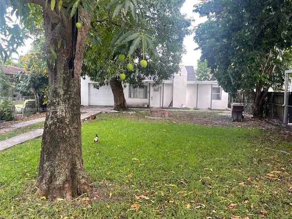 76 W 14th St, Hialeah, FL 33010