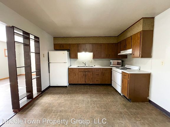 3rd image of 127 W Jackson St #11873062