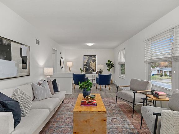 4th image of 7222 Forestate Dr