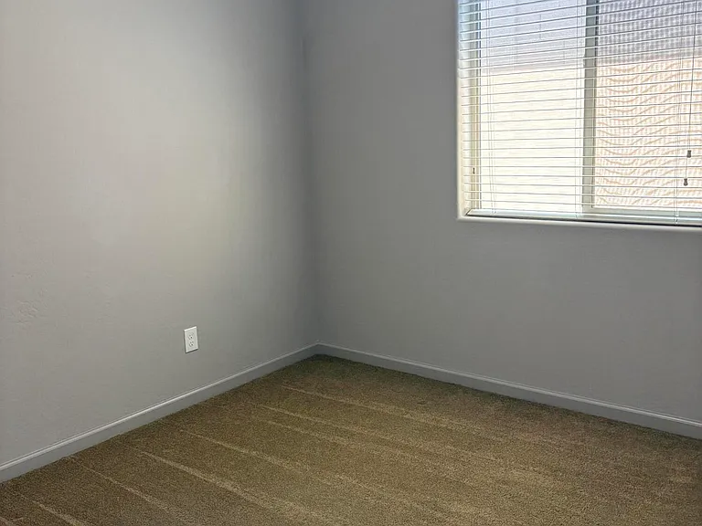 606 Tapco Ln — Photo 9