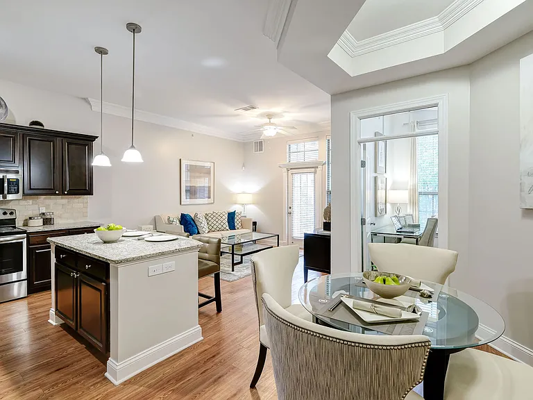 Liberty Place Apartments — Photo 11