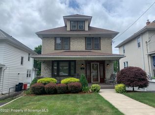 1529 N Webster Ave, Dunmore, PA 18509