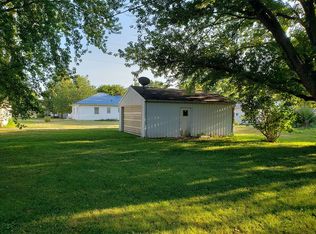 215 E 12th St, Tipton, IA 52772