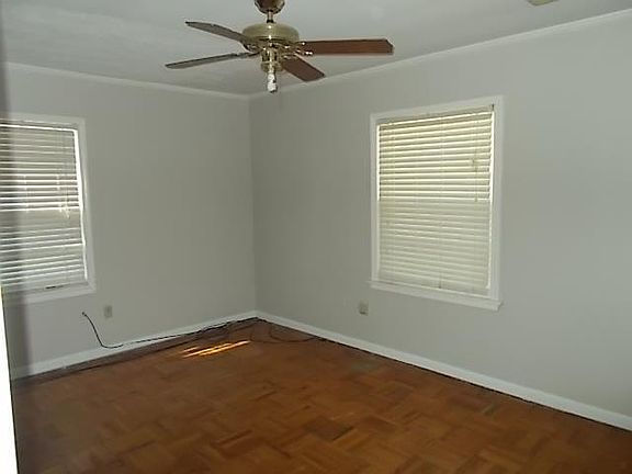 5th image of 1462 Fairview Ave