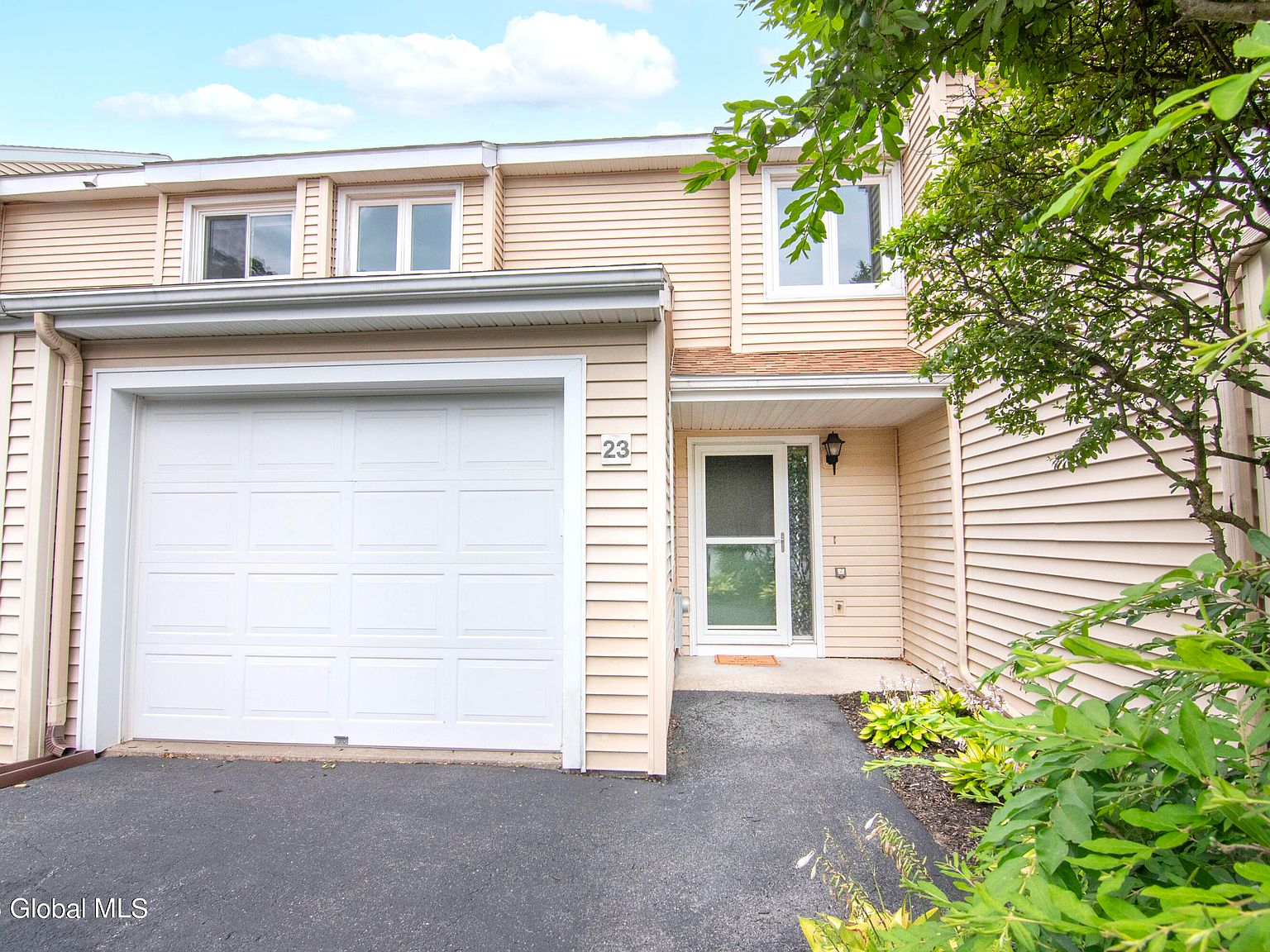 23 Winners Circle, Saratoga Springs, NY 12866 Zillow